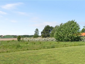 Solsortevej 20, Maarup